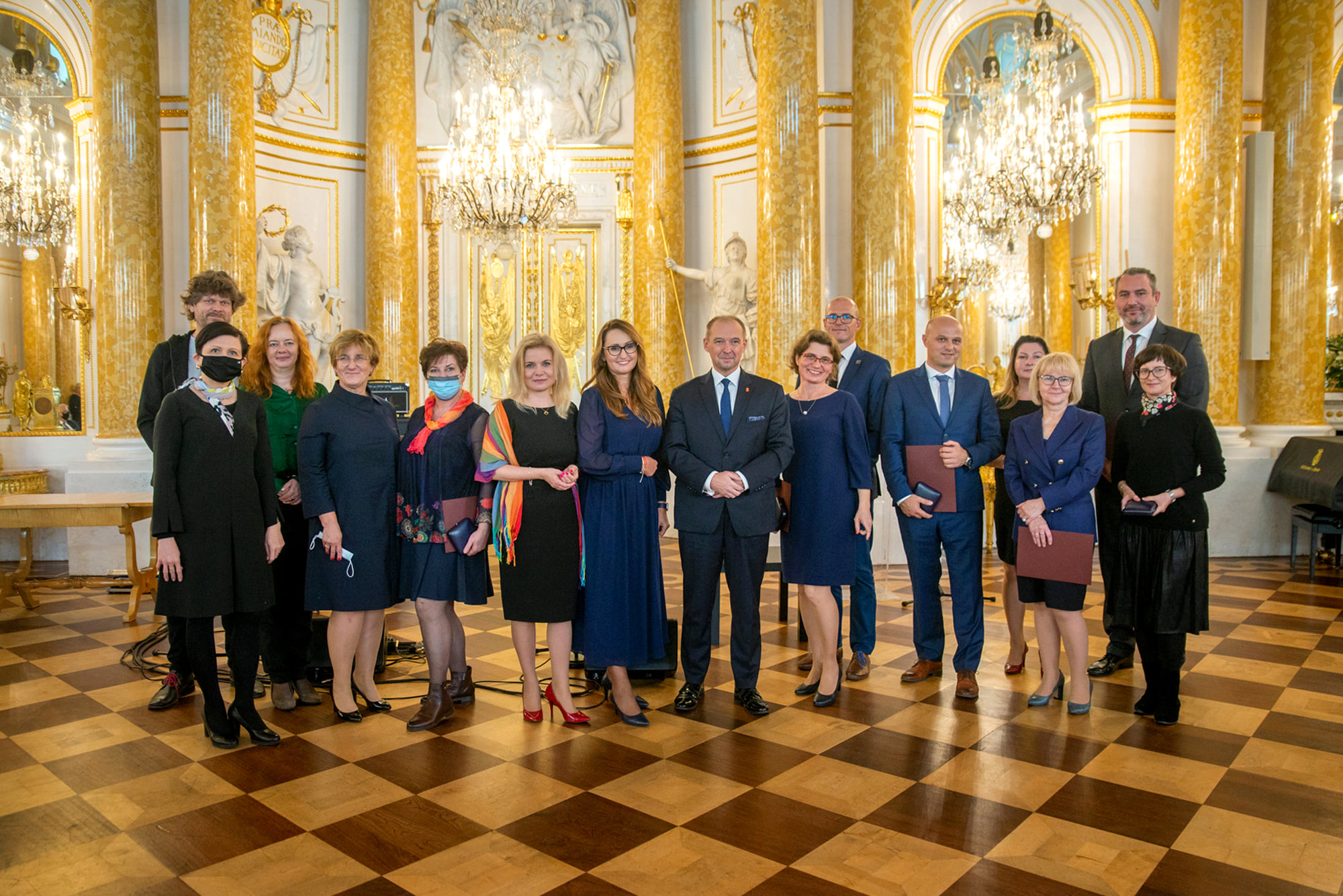Magdalena Kochel - dyrektor szkoły otrzymała Nagrodę Prezydenta m.st. Warszaw