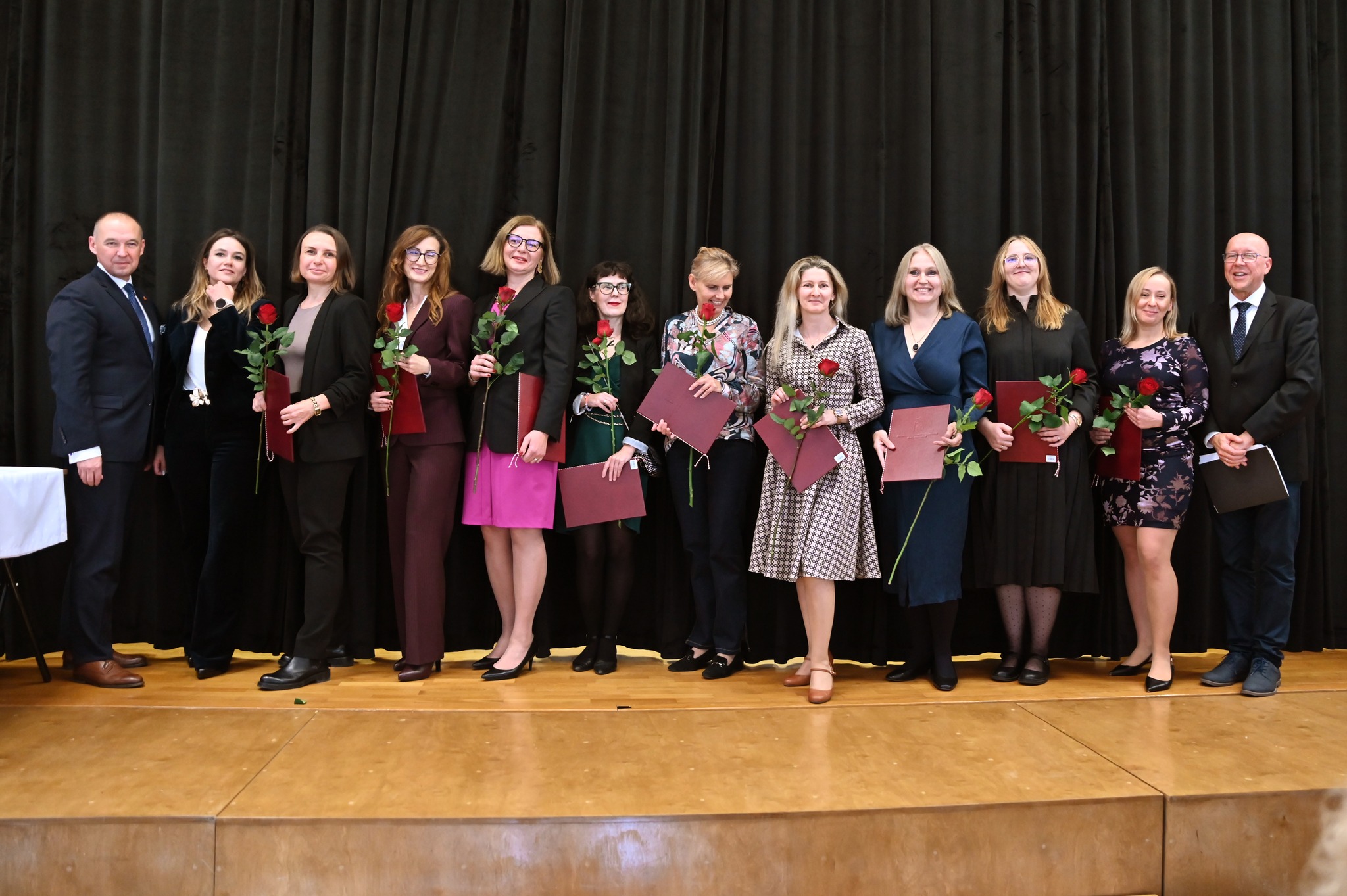 Pani Ewa Piszczek oraz Pani Małgorzata Śmigierzewska otrzymały Nagrodę Burmistrza Dzielnic