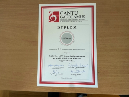 Sukces Żeńskiego Chóru LXXV Liceum na Międzynarodowym Konkursie Chóralnym Cantu Gaudeamus